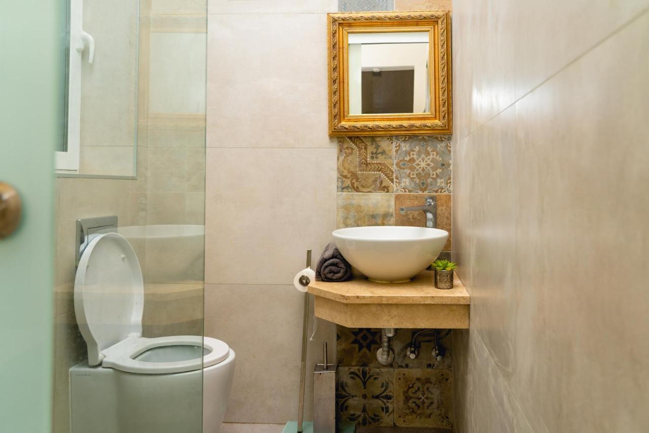 Unique 1 Bedroom In Hearth Of Old City Valetta Valletta Exterior photo